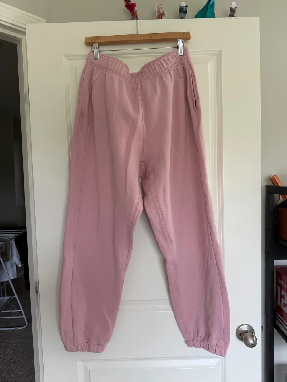 Lululemon Scuba Mid-Rise Oversized Jogger *Regular Pink Haze